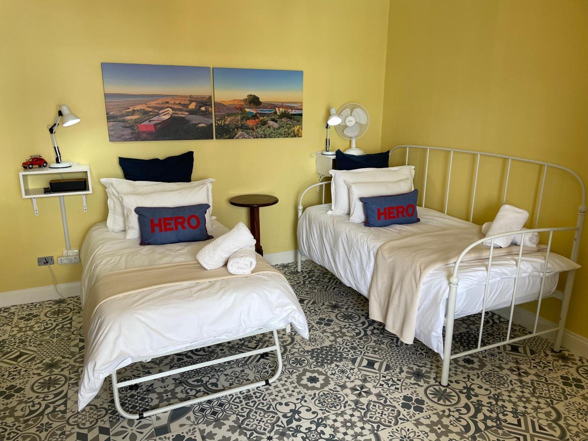 Hotel Paternoster Manor Esterno foto