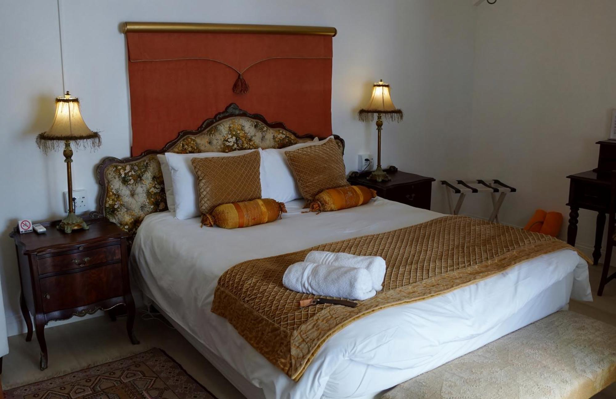 Hotel Paternoster Manor Esterno foto