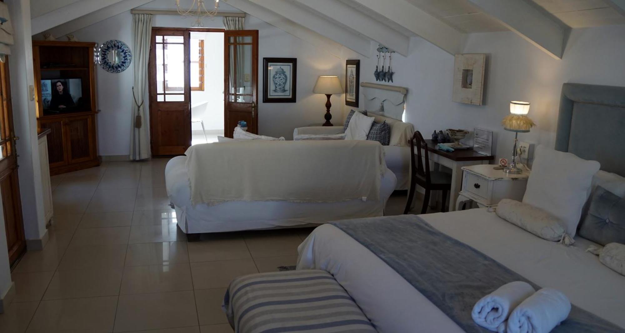 Hotel Paternoster Manor Esterno foto