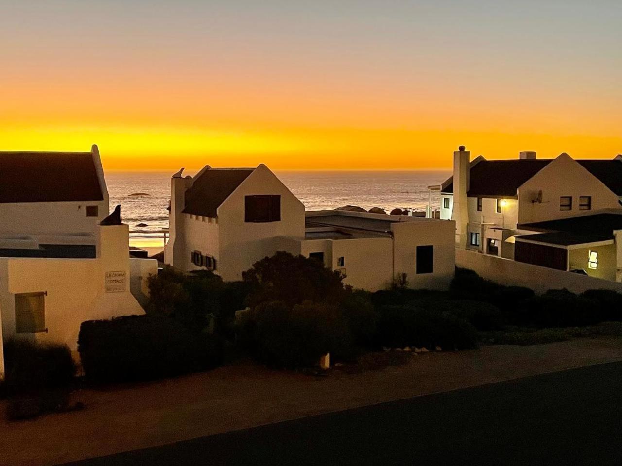 Hotel Paternoster Manor Esterno foto